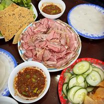 Bê thui Cầu Mống