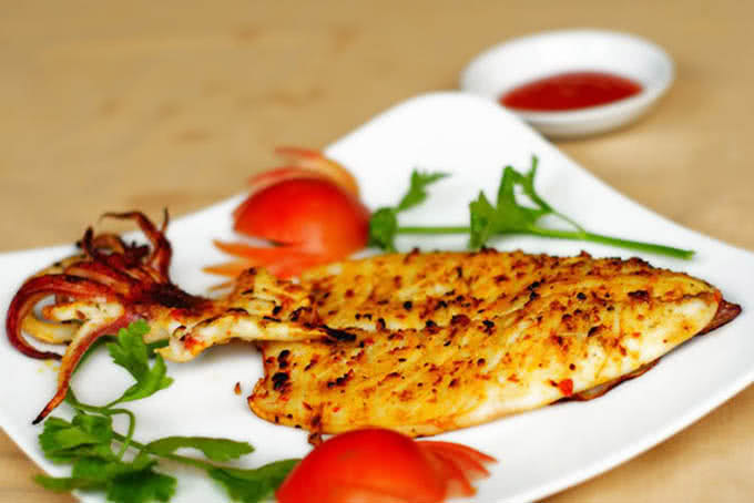 Mực một nắng - Mực một nắng nướng muối ớt 