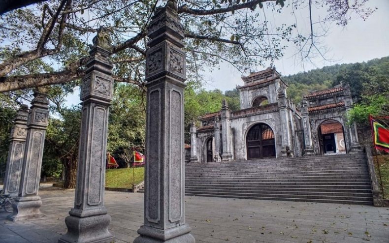 Đền Bà Triệu - du lịch Sầm Sơn