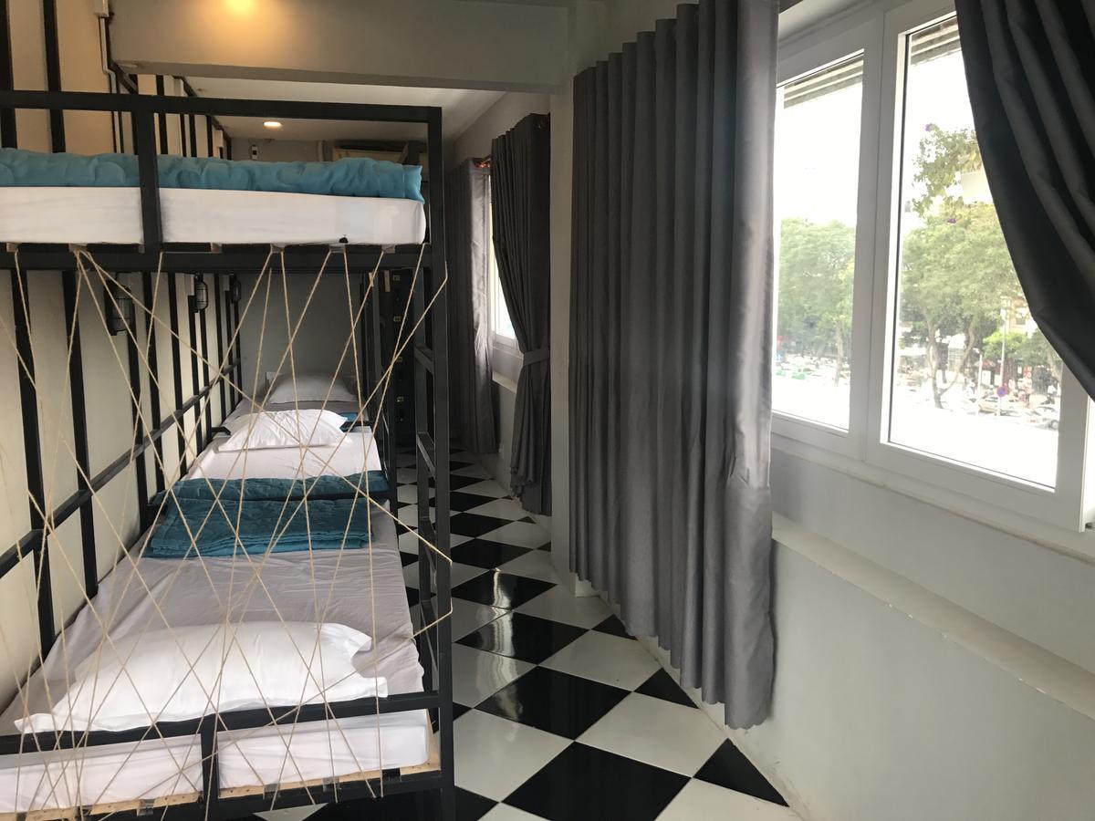 Phòng ngủ của Hostel FulHo được thiết kế theo dạng ký túc xá (Ảnh minh họa)