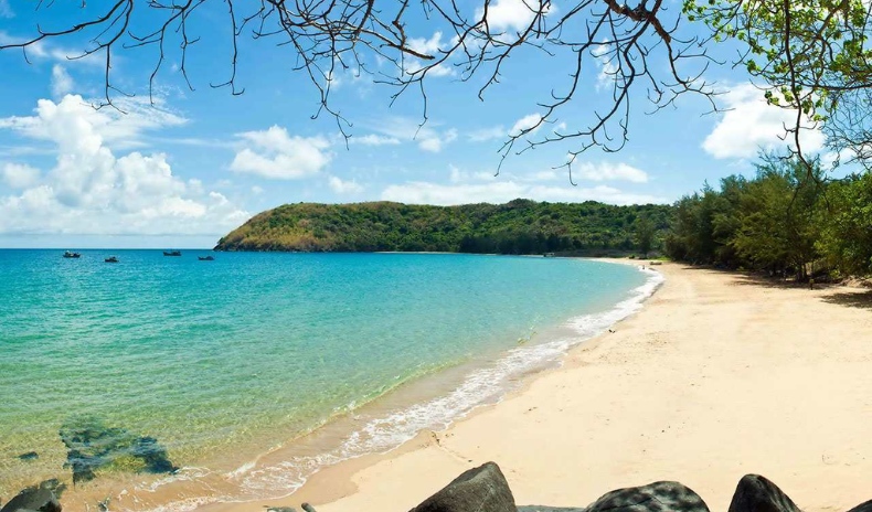 Bãi Đầm Trầu - vé máy bay đi Côn Đảo