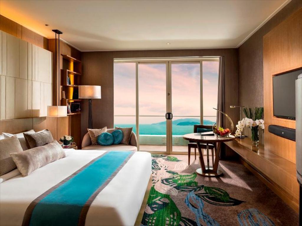 Khách sạn Nha Trang gần biển - Khách sạn InterContinental Nha Trang