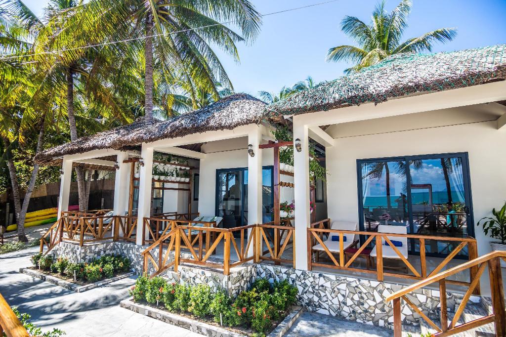 Khách sạn Nha Trang gần biển - Paradise Resort Dốc Lết