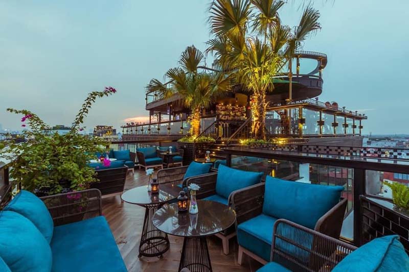 Sky bar Hà Nội - Lighthouse Sky Bar