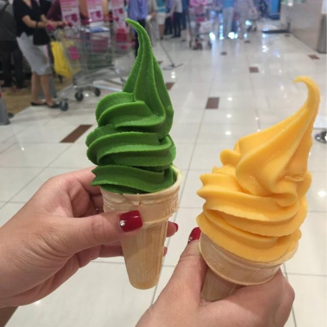 Ăn gì ở Aeon Mall Tân Phú - Kem tươi
