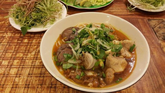 Bún bò Huế Nam Giao