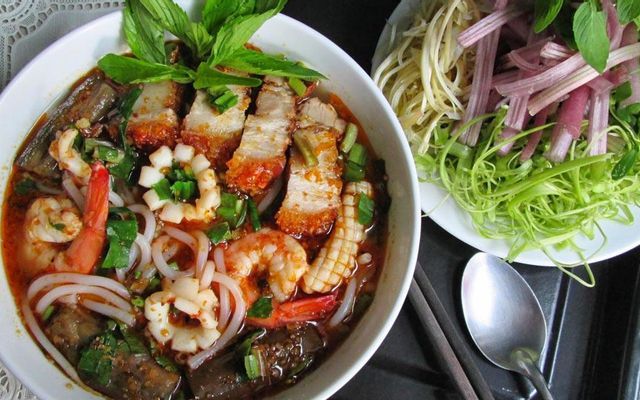 Bún mắm quận 4 - Mai