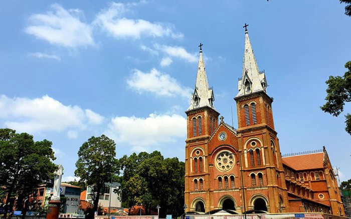 Du lịch Thành phố Hồ Chí Minh - Nhà thờ Đức Bà