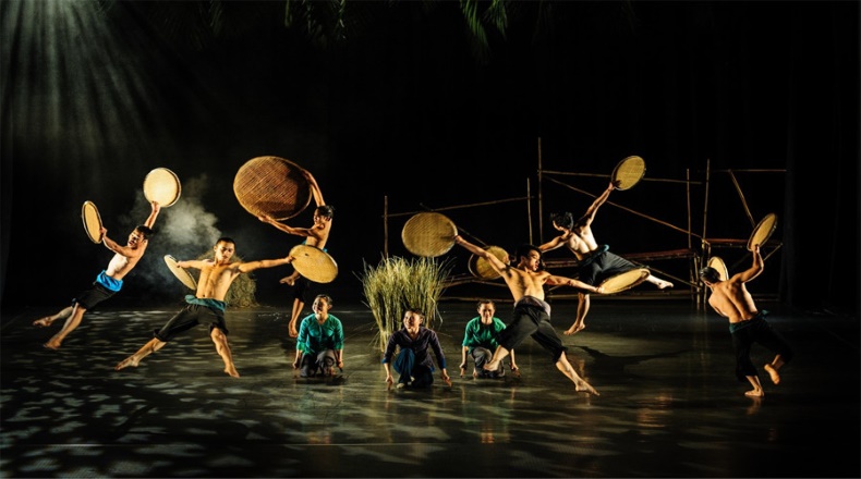 Chương trình biểu diễn The Mist - nhà hát thành phố Hồ Chí Minh