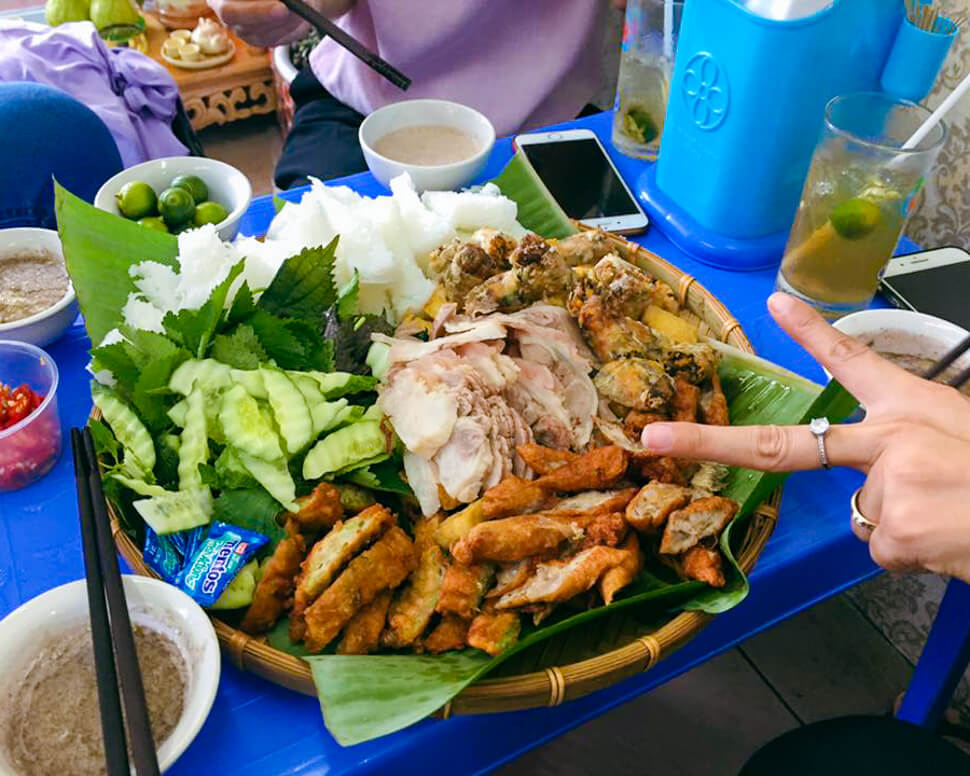 chợ đêm Phùng Khoang