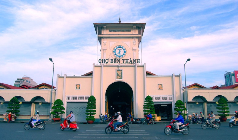 chợ Bến Thành - vé máy bay tết đi Sài Gòn