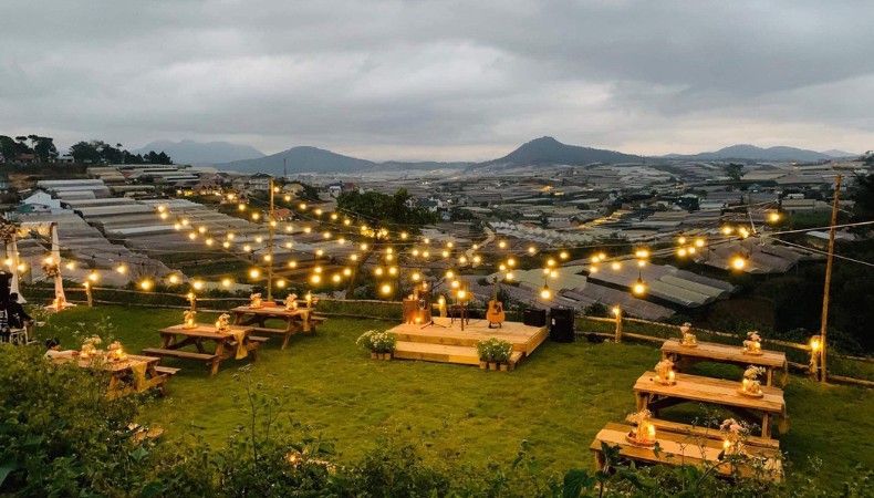 Tiệm cà phê Túi Mơ To với không gian vô cùng lãng mạn