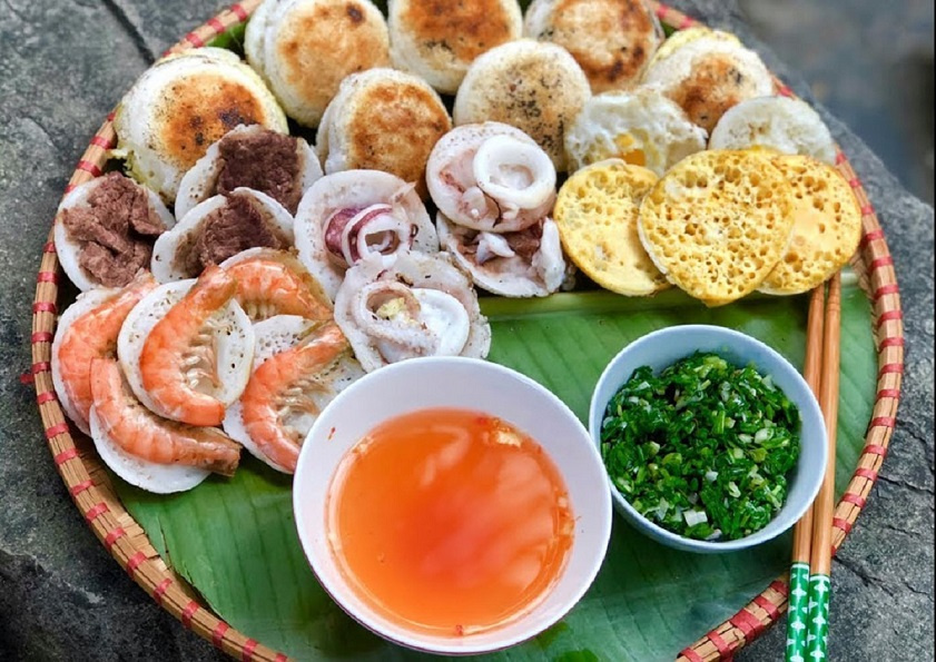Bánh căn Nha Trang - vé máy bay đi Nha Trang