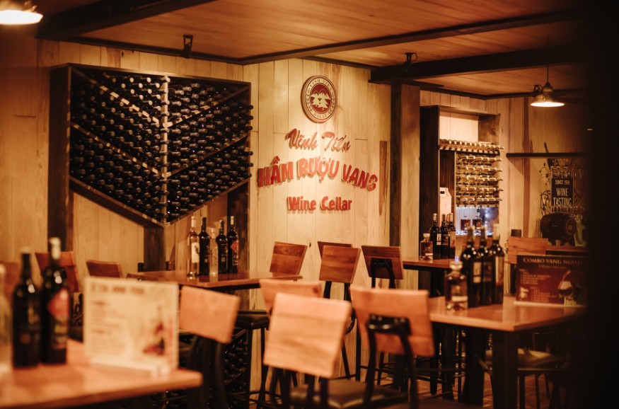 Hầm rượu vang - Dalat Fairytale Land