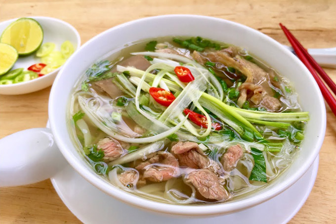 Phở - vé máy bay đi Hà Nội
