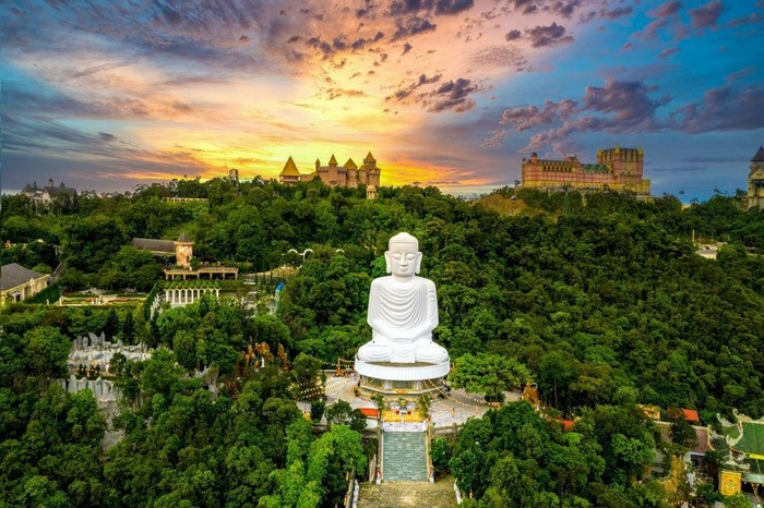 Chùa Linh Ứng, Bà Nà Hills