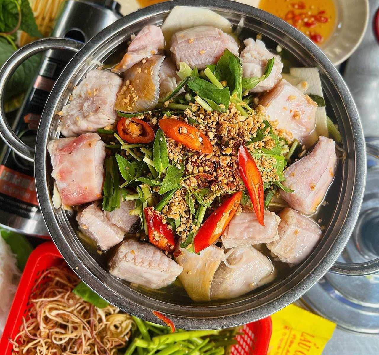 Lẩu cá đuối - ăn uống Vũng Tàu