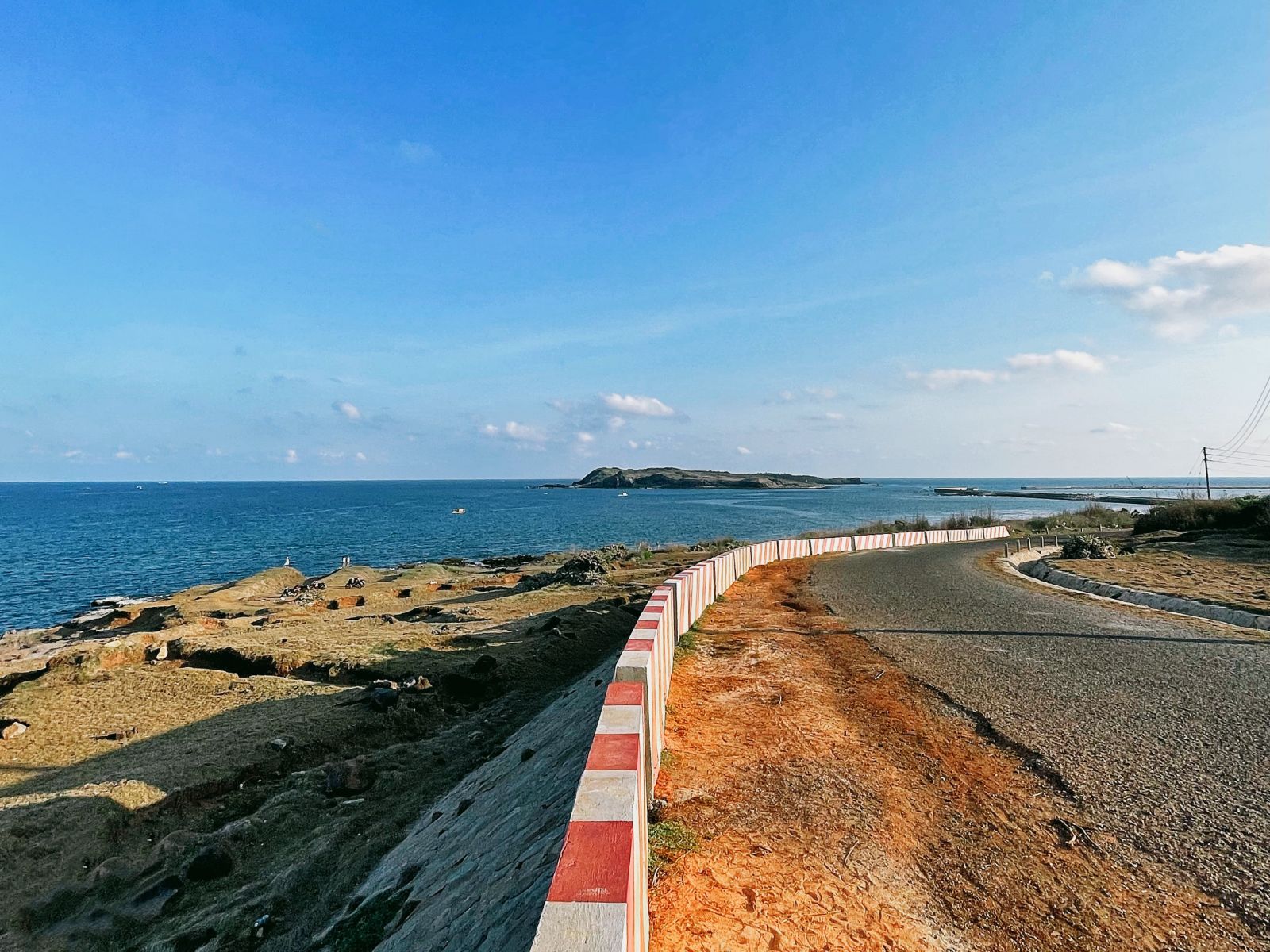 Dốc phượt, đảo Phú Quý, Bình Thuận