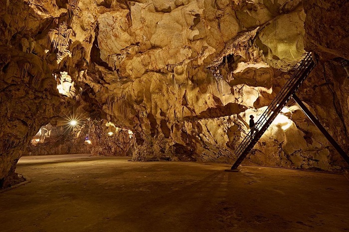 Hang Mãn Nguyện - du lịch Hòa Bình