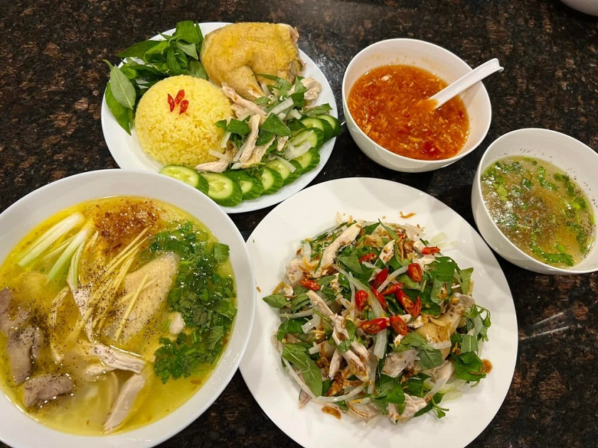 Cơm gà Nha Trang - du lịch Khánh Hòa