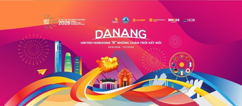 Đặt vé máy bay đi Đà Nẵng ngắm pháo hoa