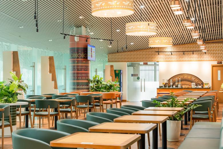 Phòng chờ SH Premium Lounge Tho Xuan