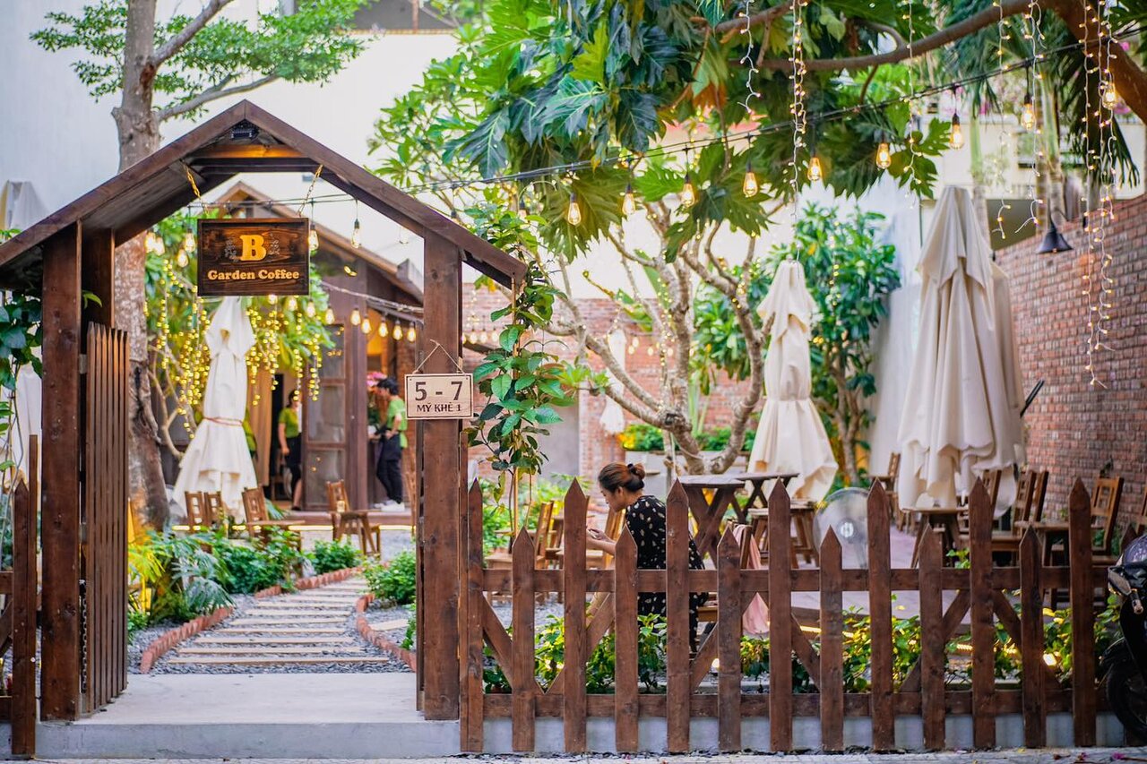 B Garden Coffee - quán cà phê đẹp ở Đà Nẵng
