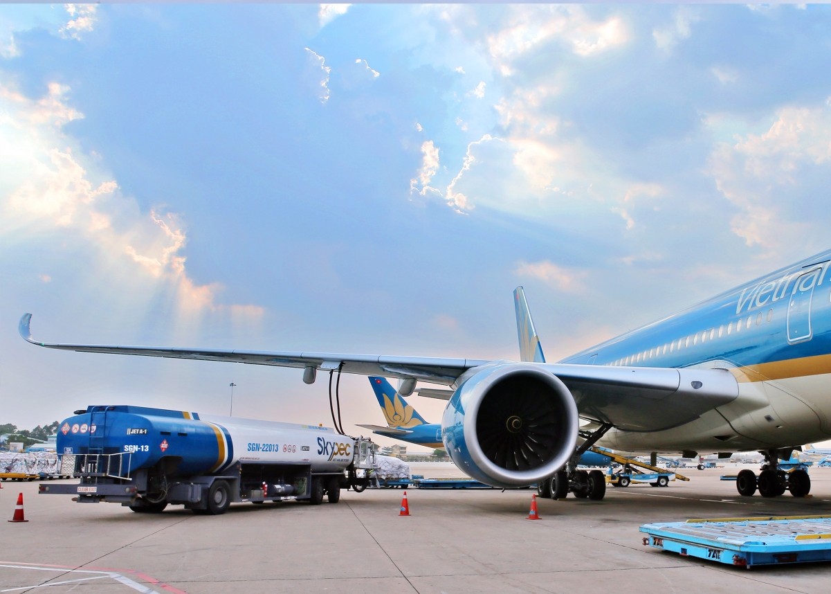 Phụ phí nhiên liệu