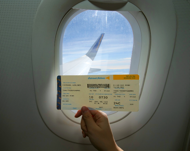 Thuế phí vé máy bay Vietravel Airlines