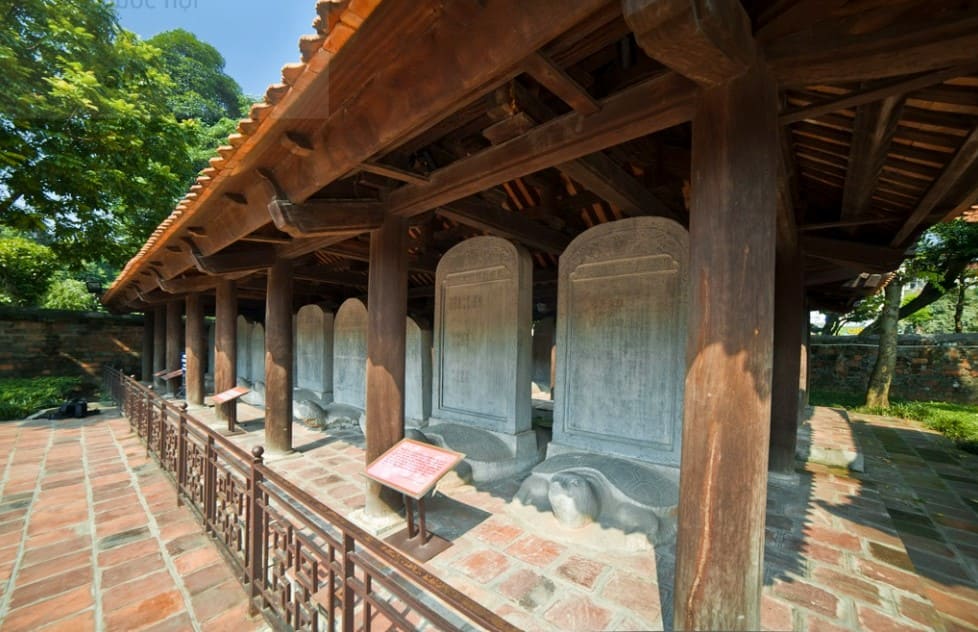 Bia Tiến sĩ - Văn Miếu Quốc Tử Giám