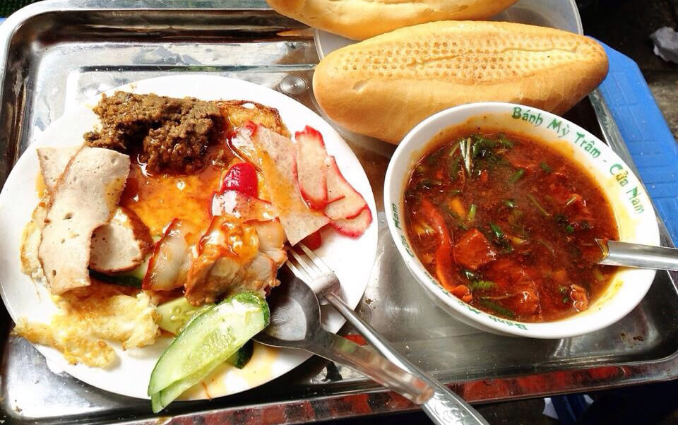 Bánh mì Hà Nội - Bánh mì sốt vang