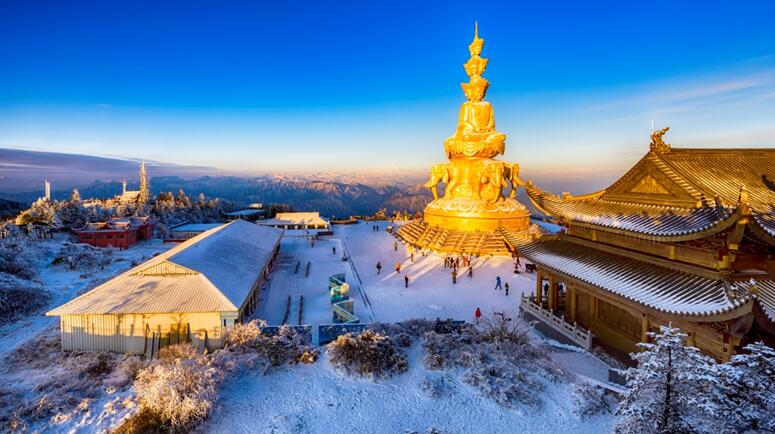 Đỉnh Nga Mi với vẻ đẹp như chốn tiên cảnh