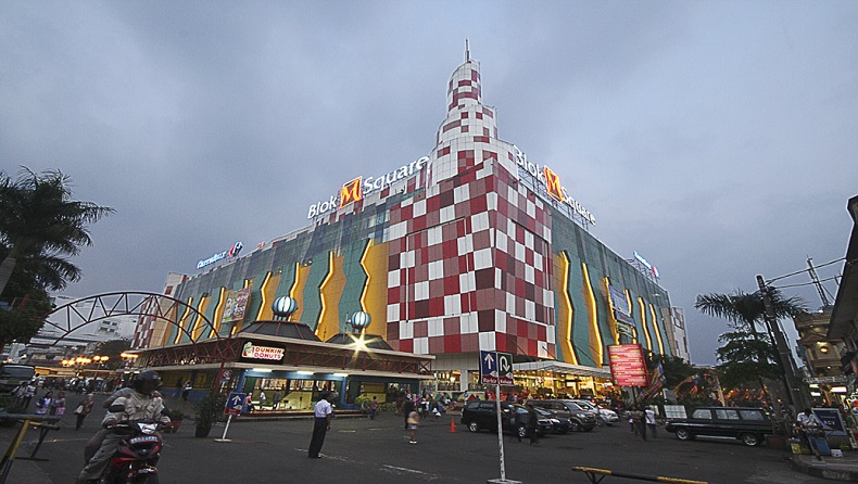 Khu mua sắm Block M