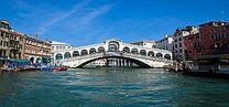 Vé máy bay Hà Nội đi Venice tháng 11