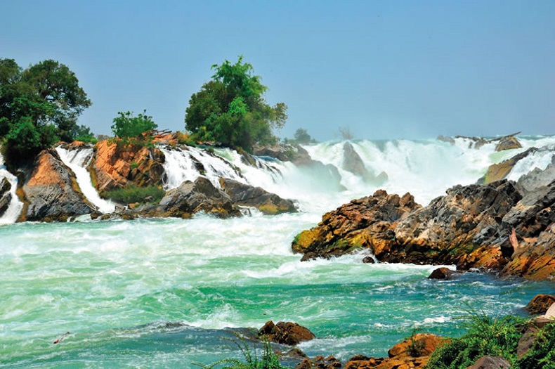 vé máy bay Buôn Ma Thuột đi Lào 3