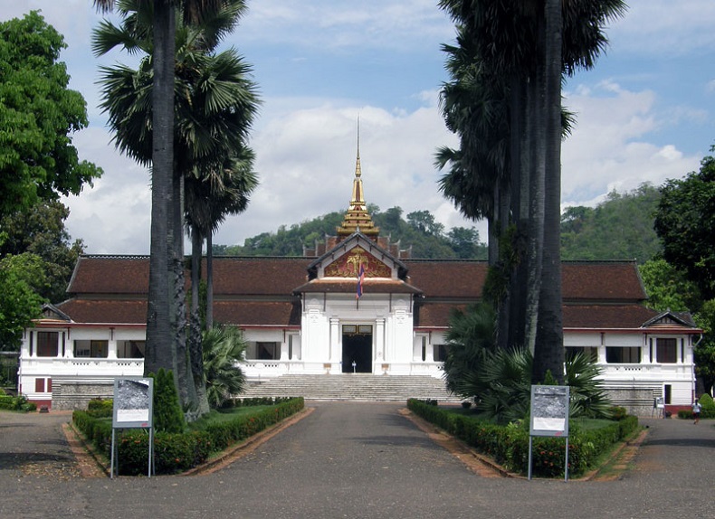 vé máy bay Cần Thơ đi Lào tháng 3