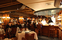 Xách vali lên và bay cùng tấm vé máy bay Hà Nội đi Port Elizabeth khứ hồi