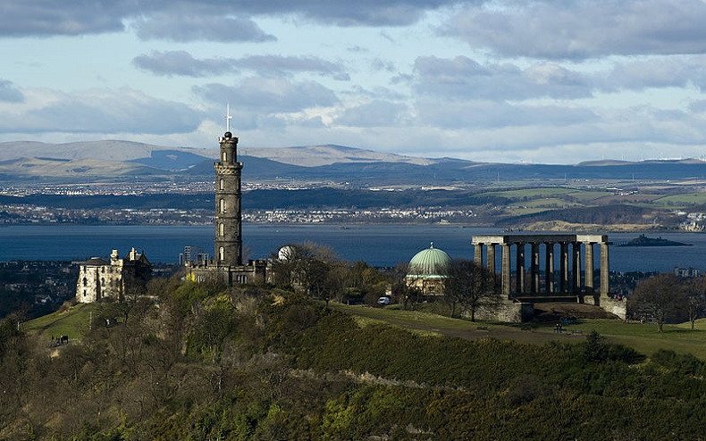Vé máy bay Hà Nội đi Edinburgh 1
