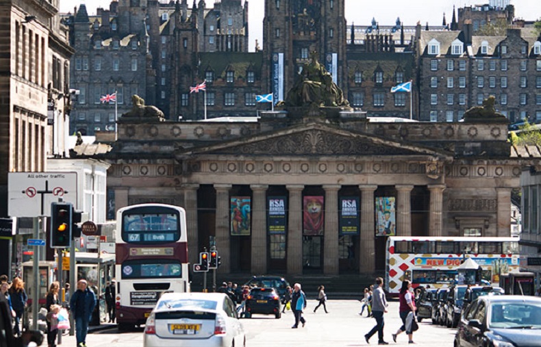 Vé máy bay Hà Nội đi Edinburgh tháng 3