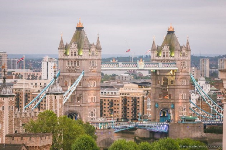 Vé máy bay Hồ Chí Minh đi London