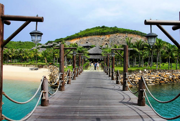 Thành phố biển không còn xa với tấm vé máy bay Pacific Airlines Sài Gòn đi Nha Trang khứ hồi tháng 10