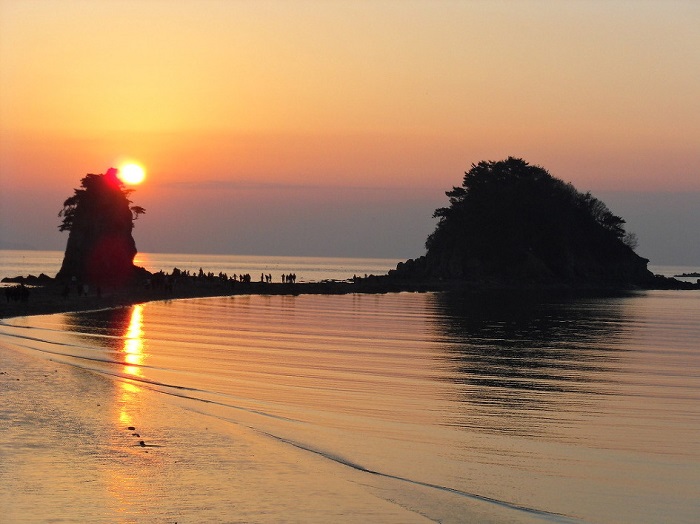 Vé máy bay khứ hồi Hà Nội đi Hàn Quốc tháng 11 1