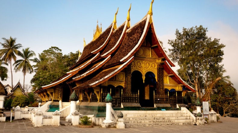 vé máy bay Nha Trang đi Lào 3