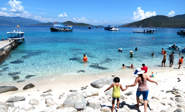vé máy bay từ Quy Nhơn đi Nha Trang 4