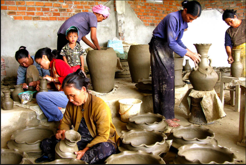 Làng gốm Bát Tràng