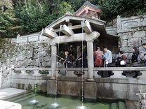 Khám phá chùa Kiyomizu-dera với cảnh sắc như tranh họa