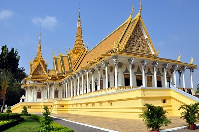 Vi vu khám phá cung điện Hoàng gia Campuchia