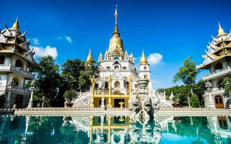 Chùa Bửu Long - địa điểm chụp ảnh đẹp ở Sài Gòn