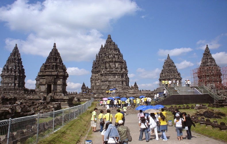 Khám phá ngôi đền Prambanan 4