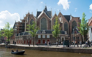 Khám phá nhà thờ lâu đời nhất Amsterdam nhà thờ Oude Kerk, Amsterdam
